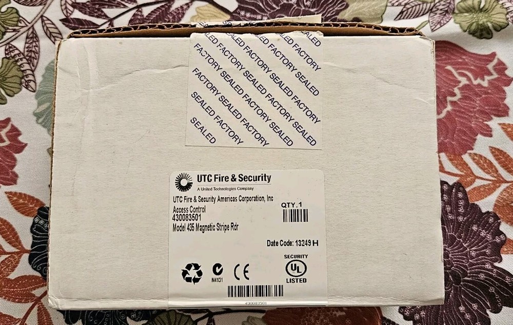 NEW 435 Keypad Magnetic Stripe Reader 430083501 - UTC Fire & Security Access