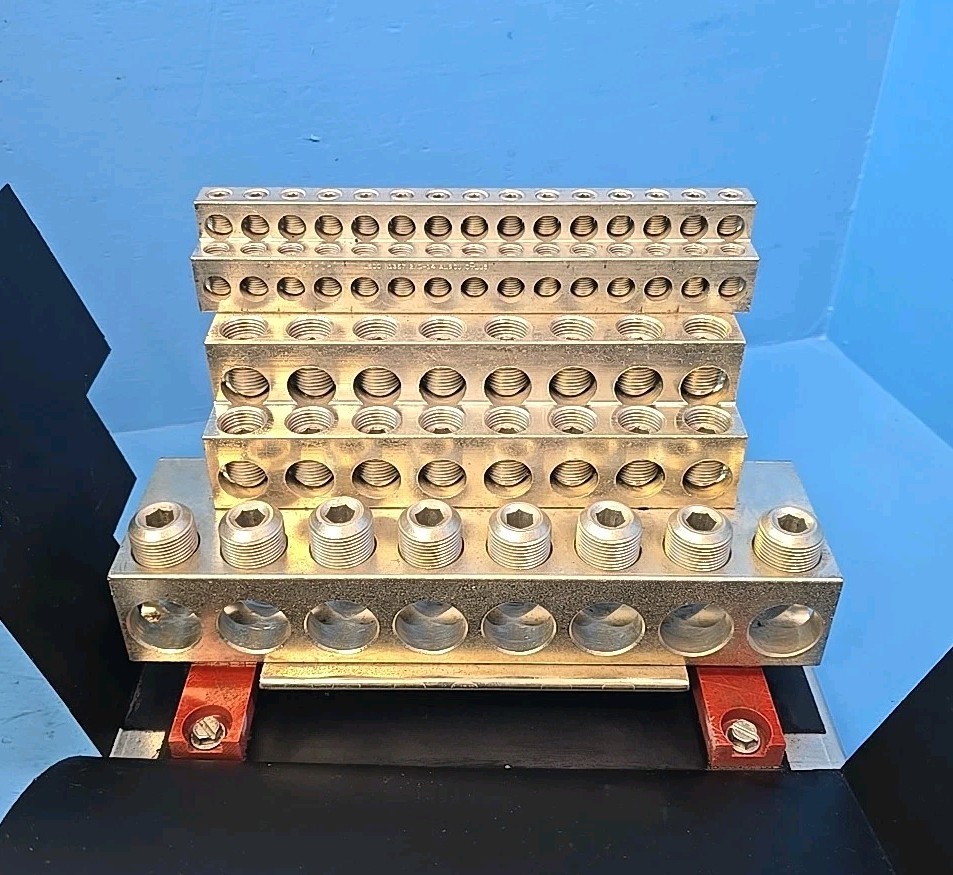 Square D ILHCPRU1ESN ILine EXPANDED NEUTRAL ASSEMBLY