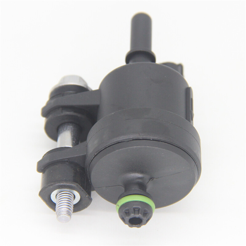 Vapor Canister Purge Valve Solenoid fit for Buick Cadillac XTS Chevy Traverse