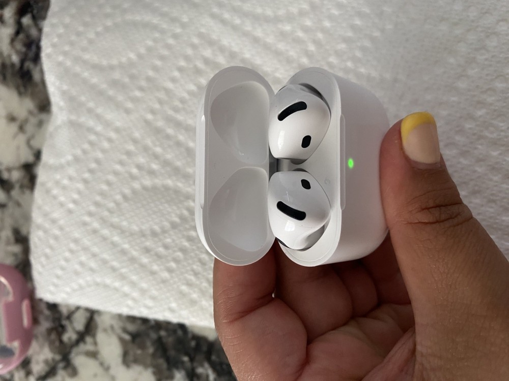AirPod 4 with USB-C Charging Case 4th Gen White ANC