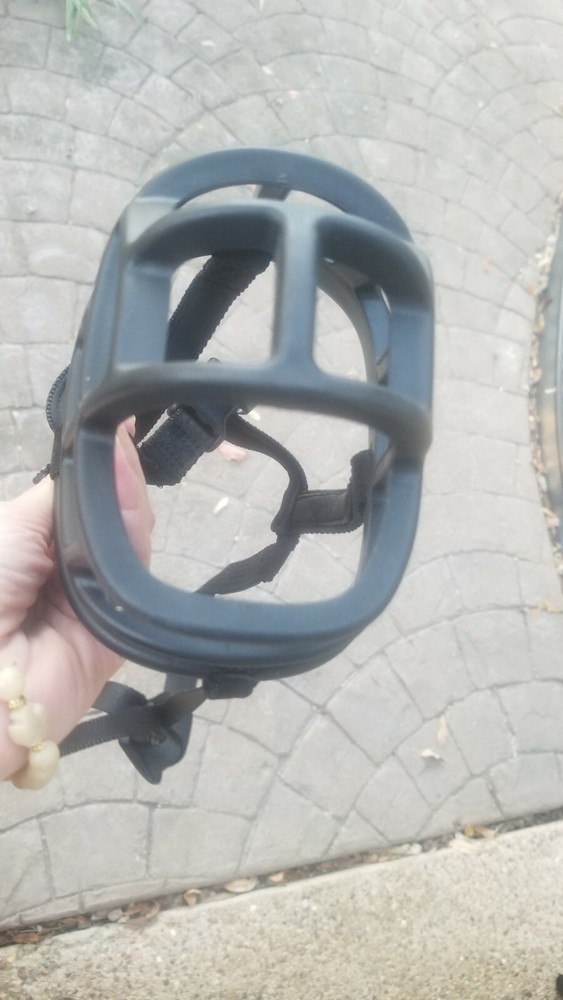 Baskerville Ultra Muzzle Size 6 Comfortable Hard Mesh Basket