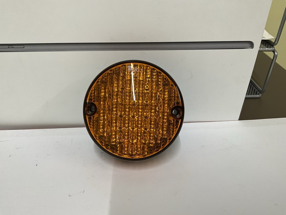 L E PEREI LED INDICATOR LAMP 24 VOLT, 84MM