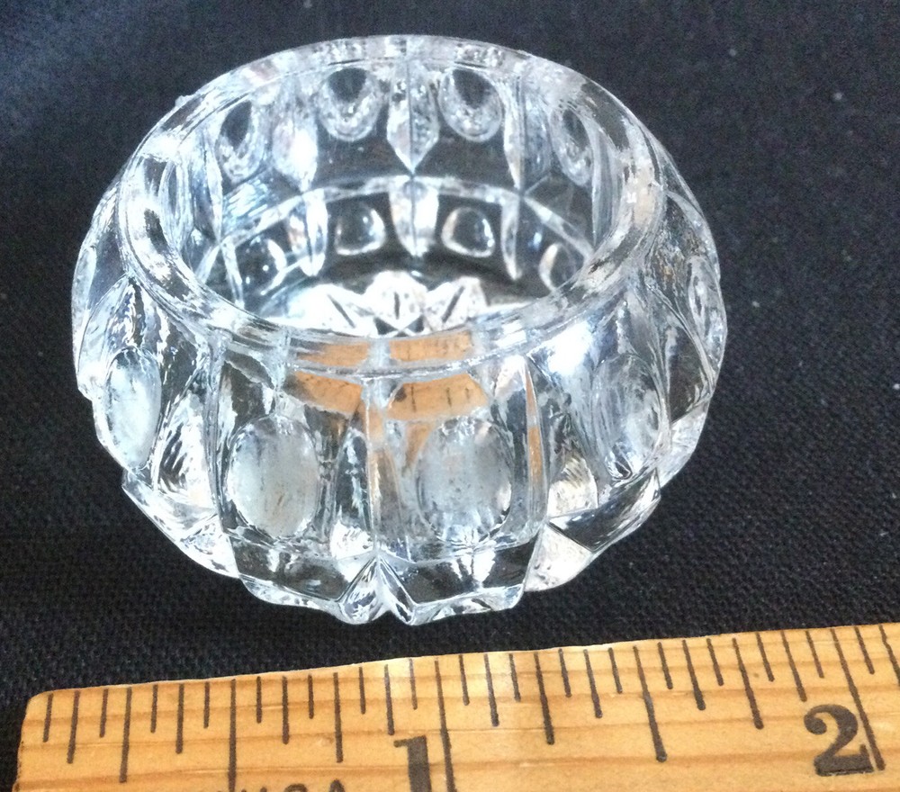 Round Clear Glass Patterned Open Salt Cellar - 1 11/16" diameter