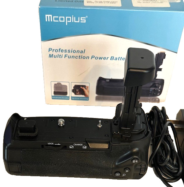 Professional Multi-Function Battery Grip for Cannon EOS R