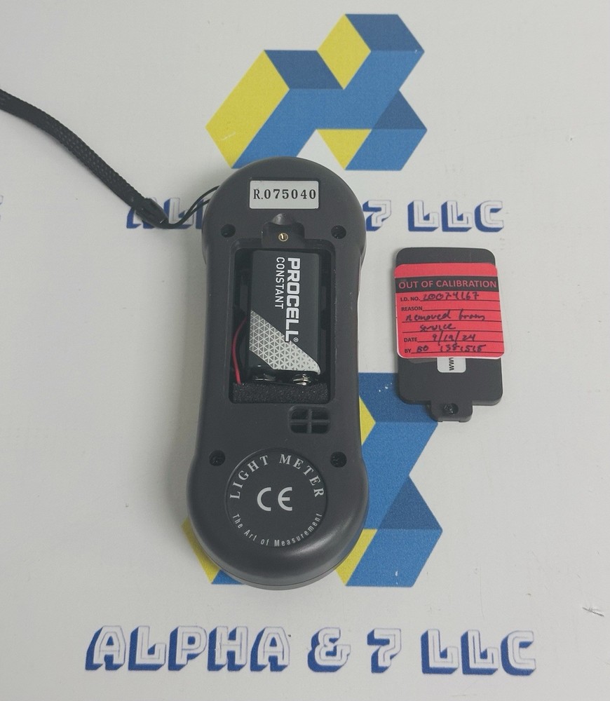 REED Instruments LM-81LX Compact Light Meter