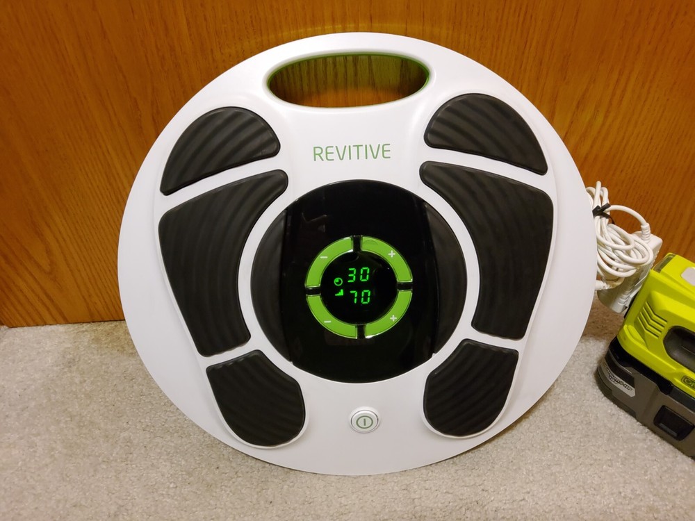REVITIVE Leg Circulation Booster Medic Stimulator 2469MD Main Unit Only EUC