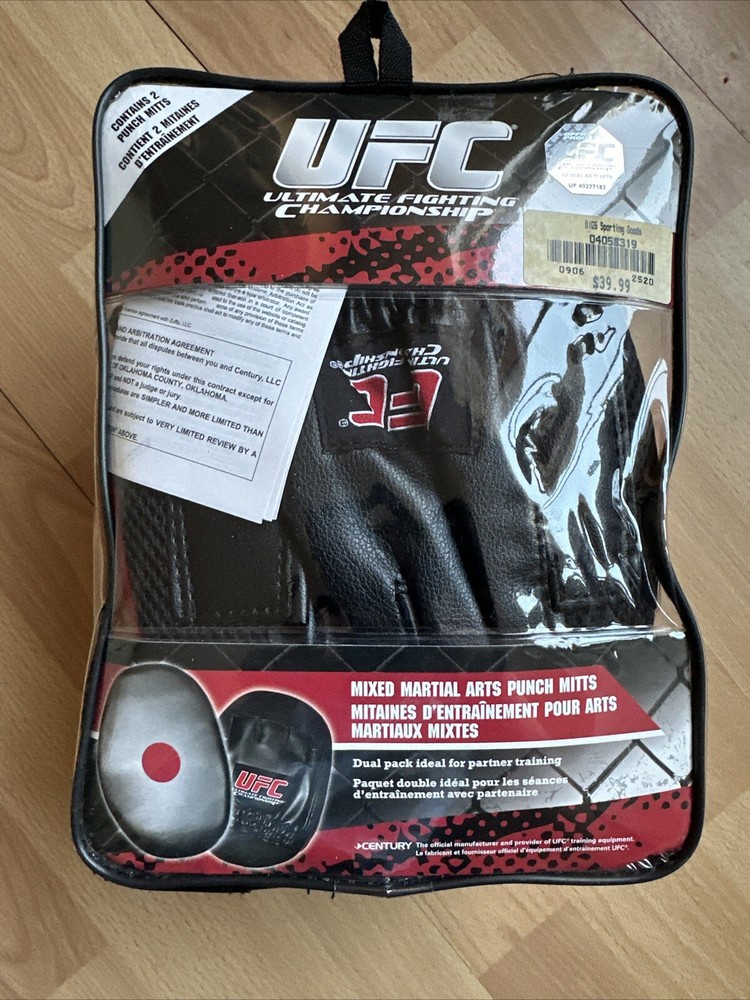 UFC Punch Mitts black and red