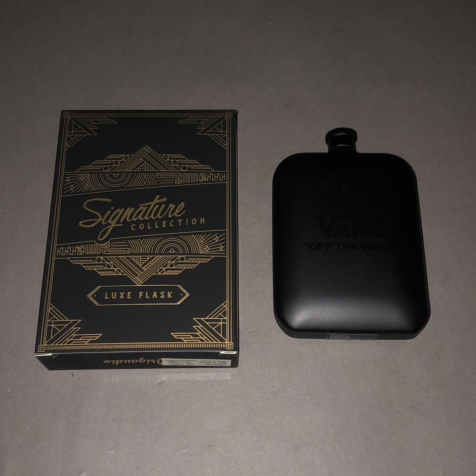 Rare VANS LUXE 6 OZ FLASK Signature Collection 170 ML Skate Shoes Skateboard