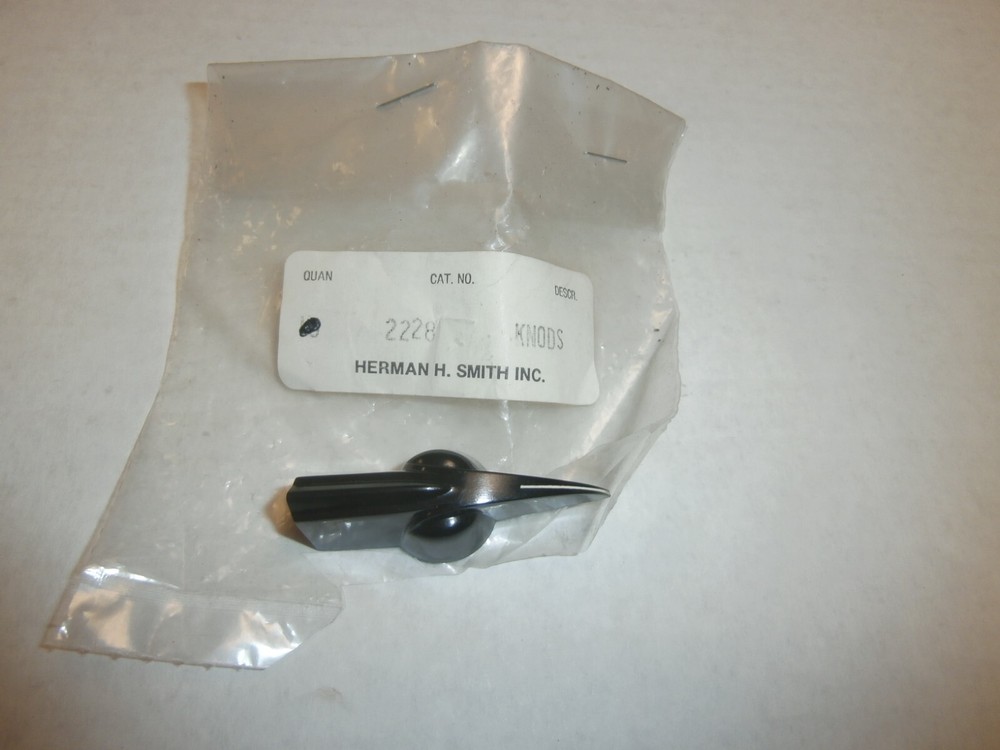 VINTAGE HH SMITH 2228 BAKELITE POINTER KNOB 2" LONG BRASS INSERT,NOS