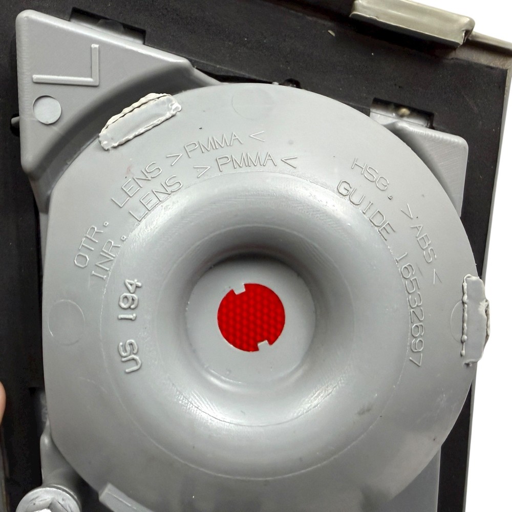 06-11 Buick Lucerne Left #25754857 Tail Light Assembly OEM Replacement Part