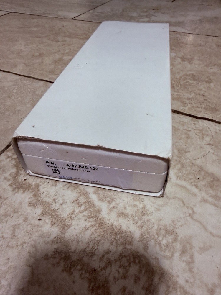 Swan Sodium Reference Electrode. Great Price! Never opened. NOS