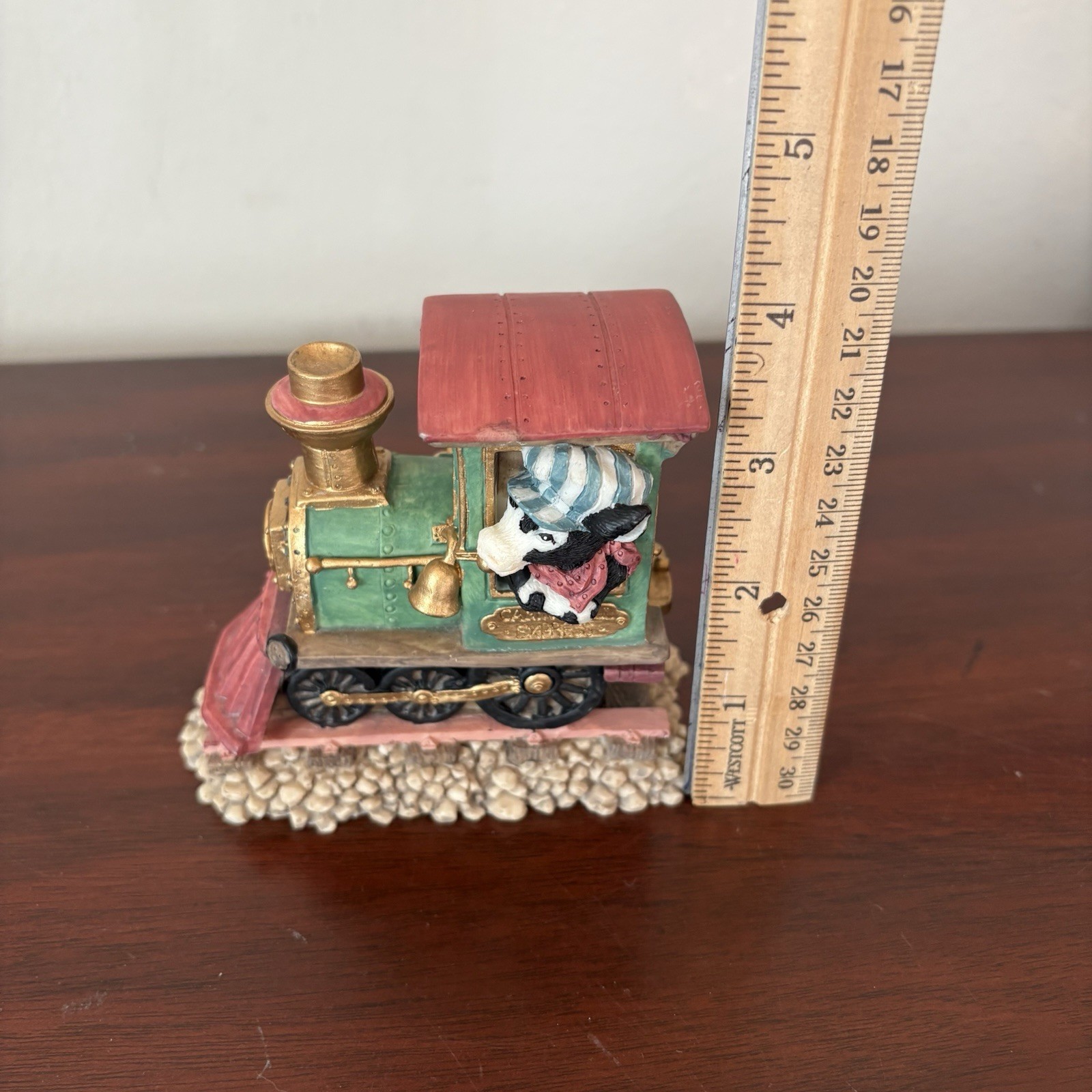 Ganz Cowtown Figurine- Cowsey Jones & The Cannonbull Express 1993