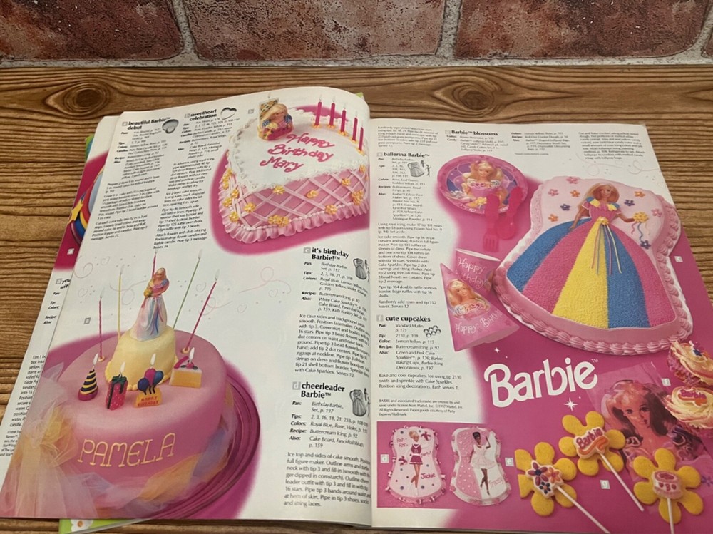 Wilton Cake Decorating Yearbook 1999 and Pattern Book 1999