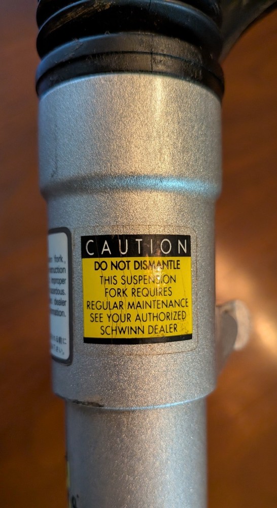 SR DuoTrack Suspension Bicycle Fork for 20" Wheel 1" Threaded Steerer Used