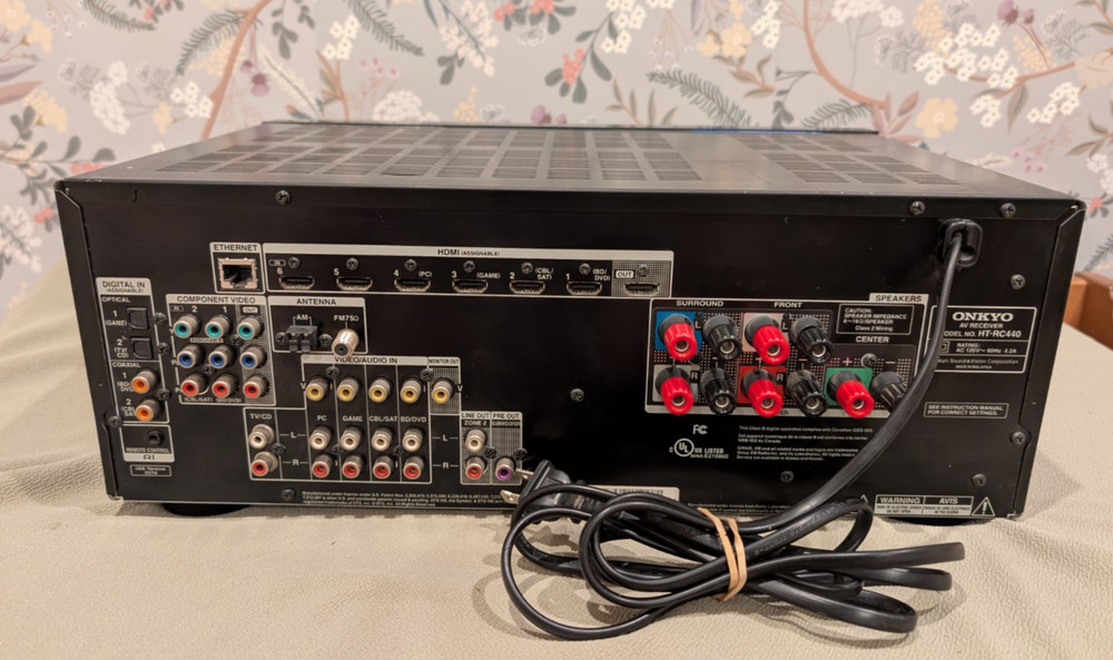 Onkyo HT-RC440 Home Theater Receiver Bundle w/ Remote!