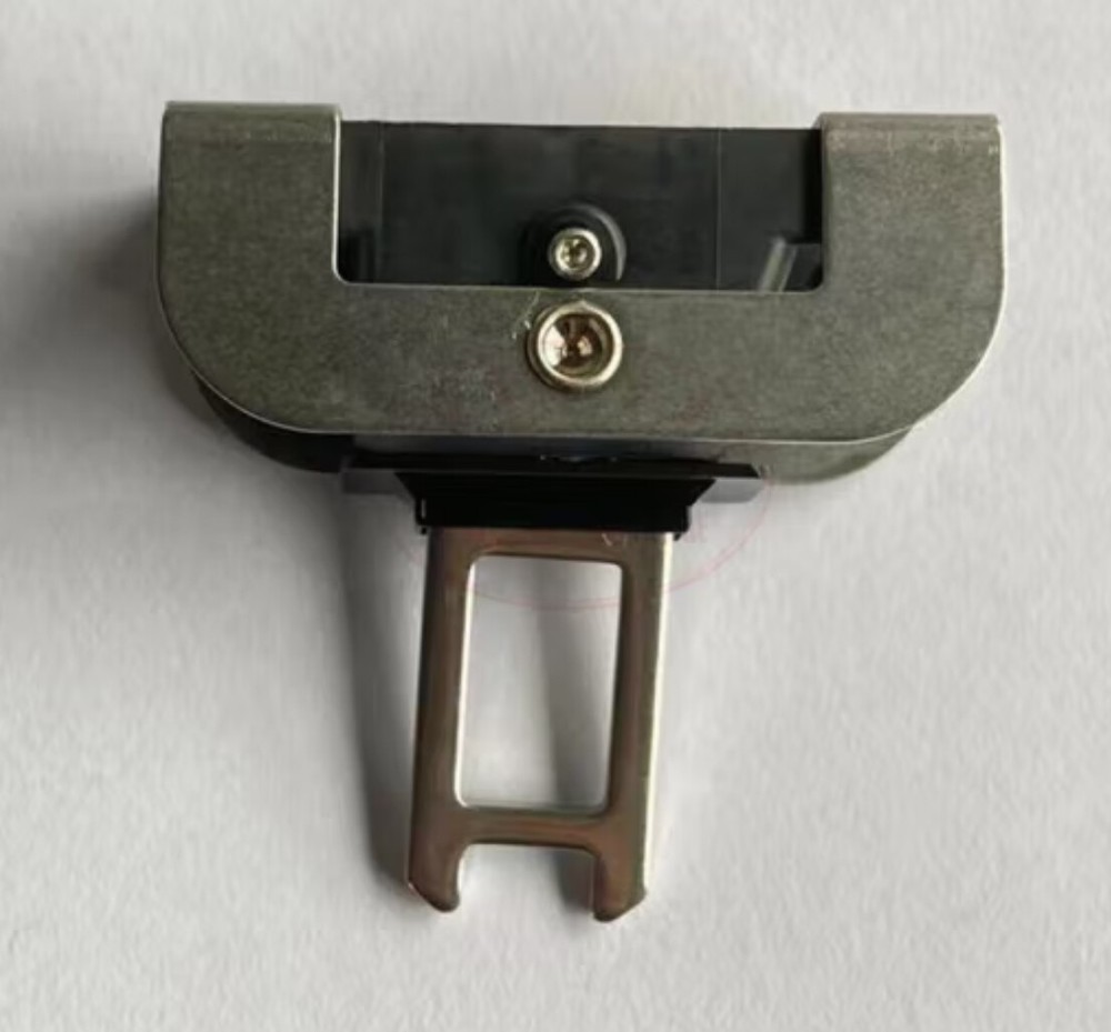 IDEC All-Safe Door Lock Switch Key HS9Z-A55S