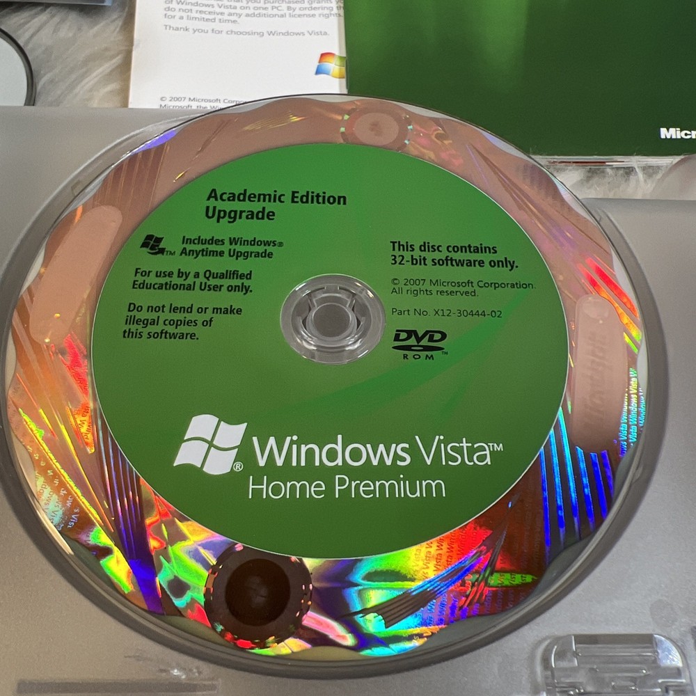 Microsoft WINDOWS VISTA HOME PREMIUM Upgrade 32 Bit DVD Software w/ Key