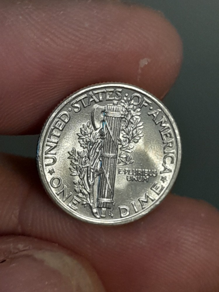 1942 MERCURY DIME BU #1