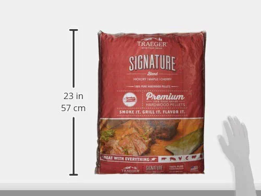 Traeger Grills Signature Blend 100% All-Natural Wood Pellets for Smokers / Grill