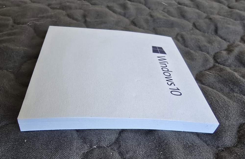 Microsoft Windows 10 Promotional Post It Notes 3" x 3" * Post-It BIC * Sticky