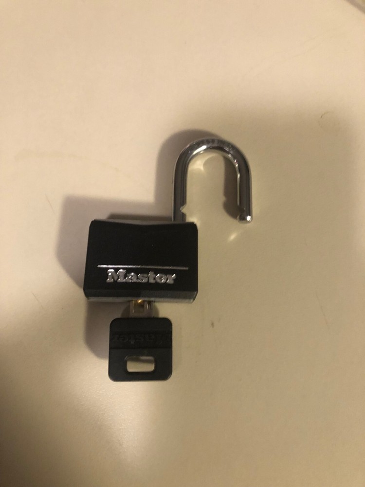 Master Lock - 40mm Keyed Padlock - Black - 1 Key
