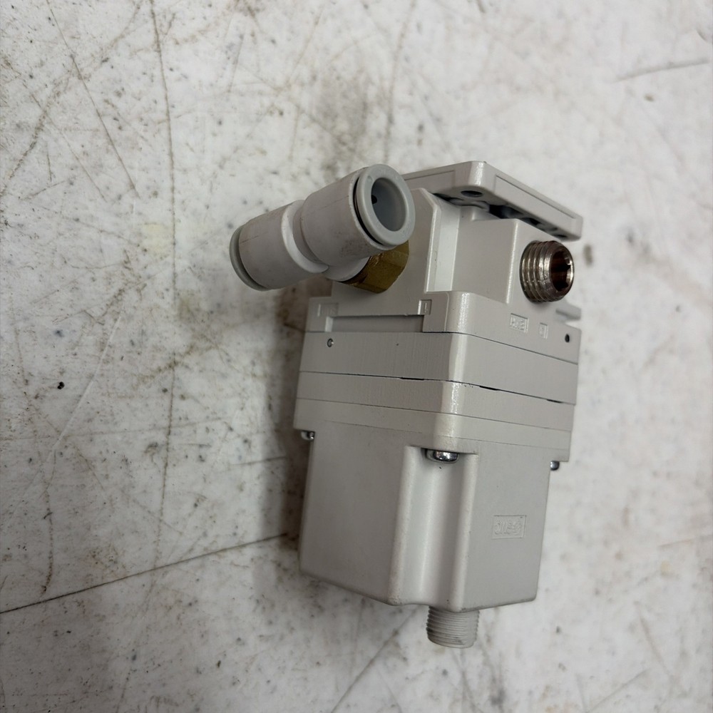 SMC ITV2030-31F2N4 it2000 1/4 incpt version, IT2000/ITV2000 E/P REGULATOR