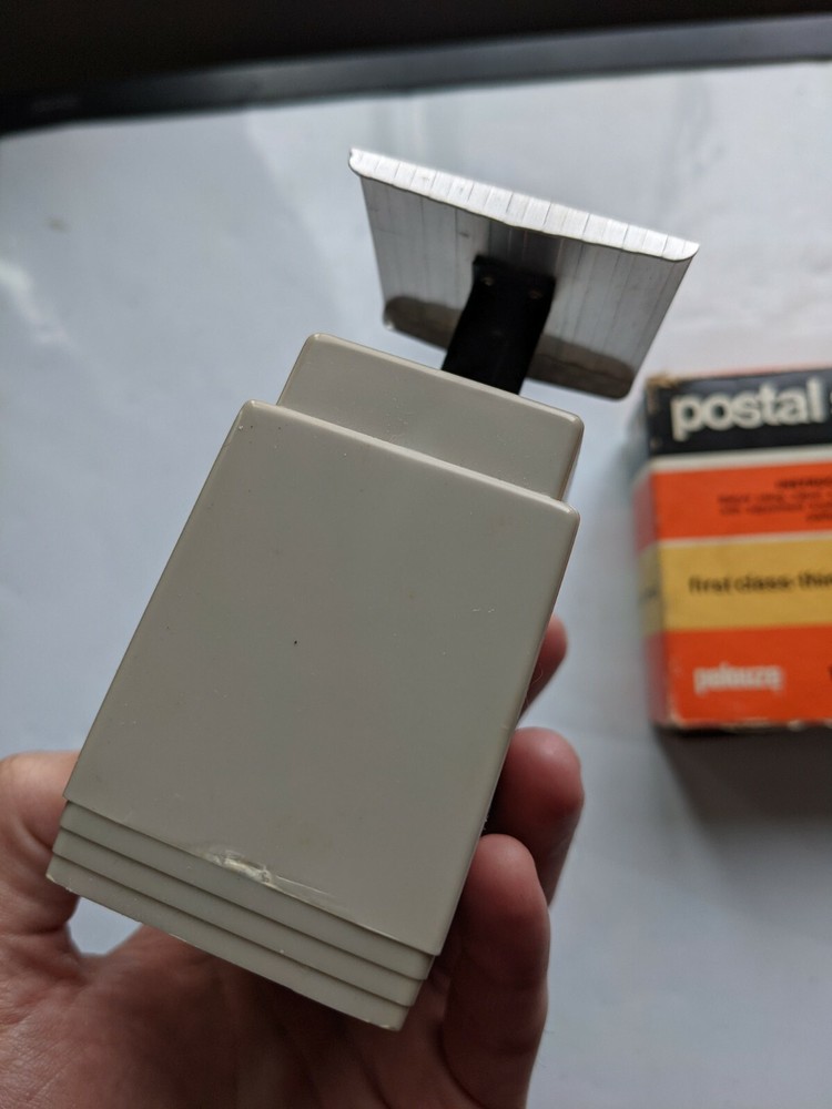 Pelouze Postal Scale First Class Third Class 1 Pound Max 1978