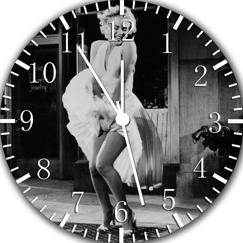 Marilyn Monroe Wall Clock E424 Personalized option with adding name