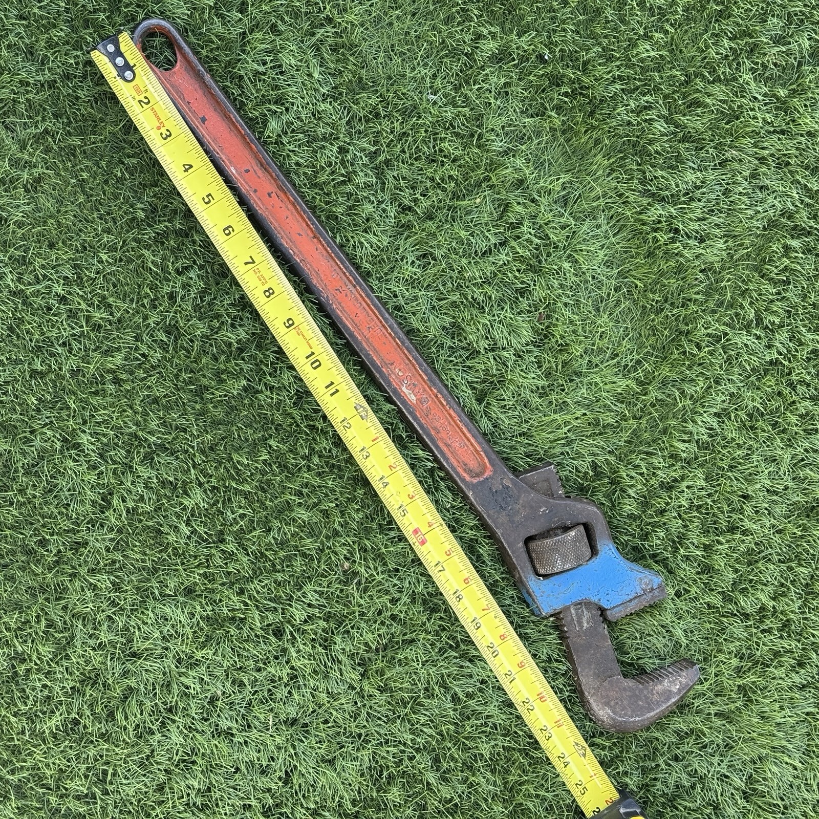 24” Lawson Offset Pipe Wrench 1920's U.S. Hame Co. Buffalo, N.Y. Vintage Antique