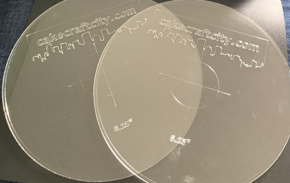 cake decorating Acrylic 8.25 Inch Plates, Create Smooth Sharp EdgeOn Your Cakes.