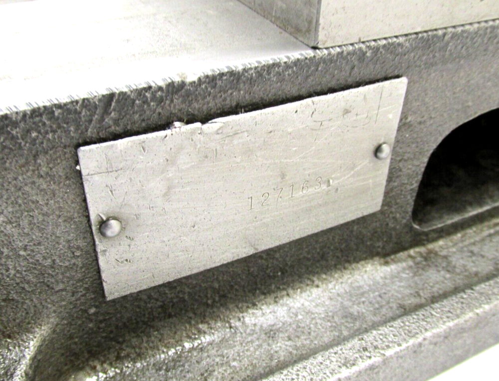 KURT ANGLOCK 6" MILLING MACHINE VISE - #D60