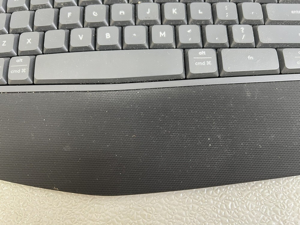 Logitech MK850 Performance Wireless Keyboard and Mouse Combo READ