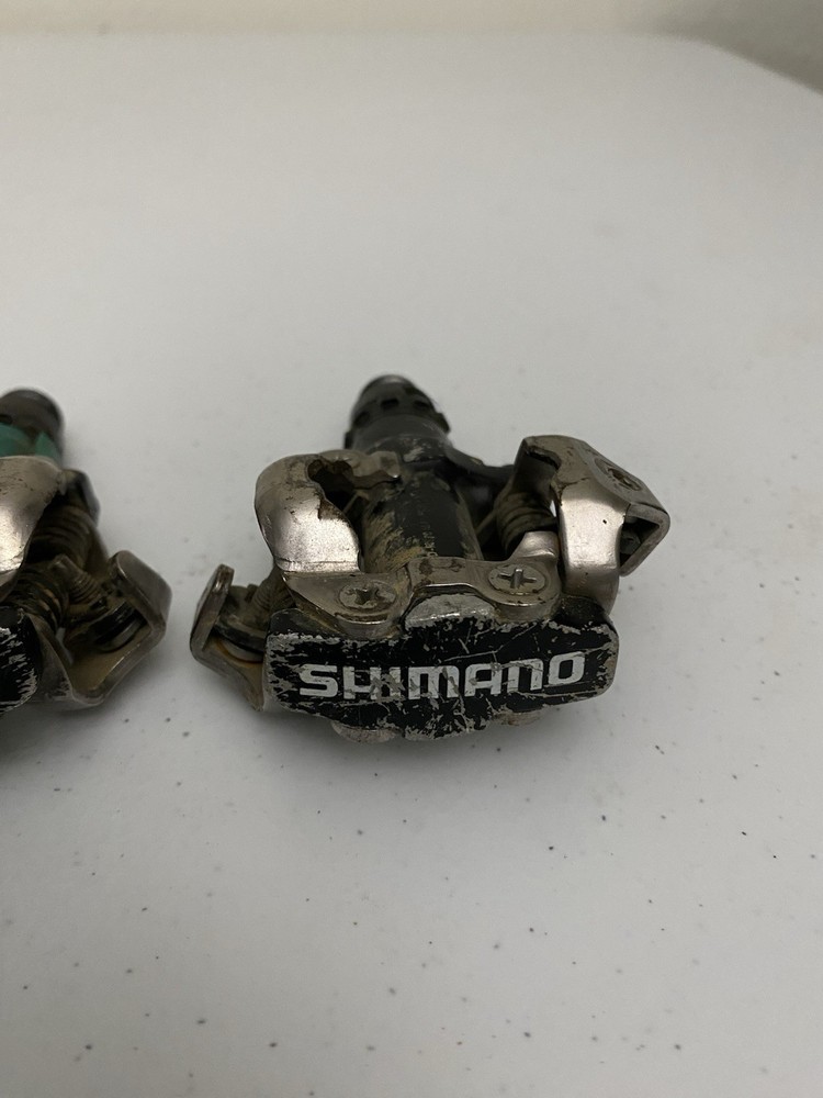 Shimano PD-M520 Double-Sided SPD Clipless Pedals