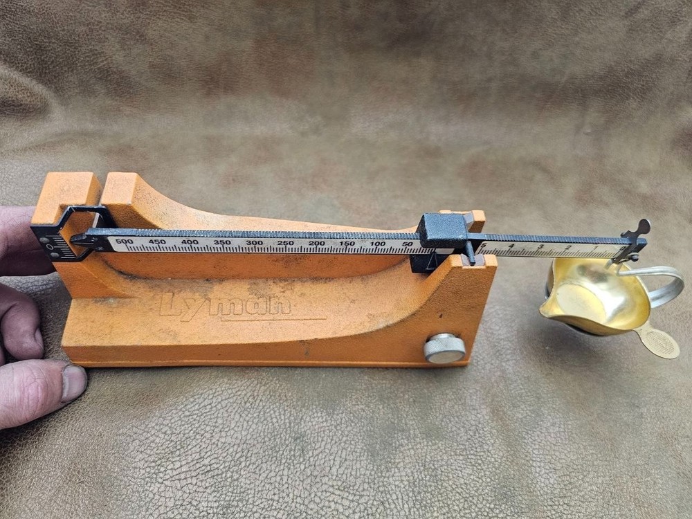 Lyman precision reloading beam scale