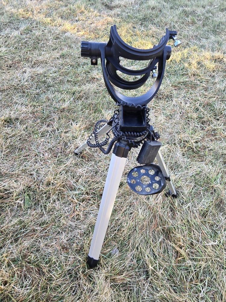Meade DS-70 Electronic Digital Telescope mount Stand Only UNTESTED