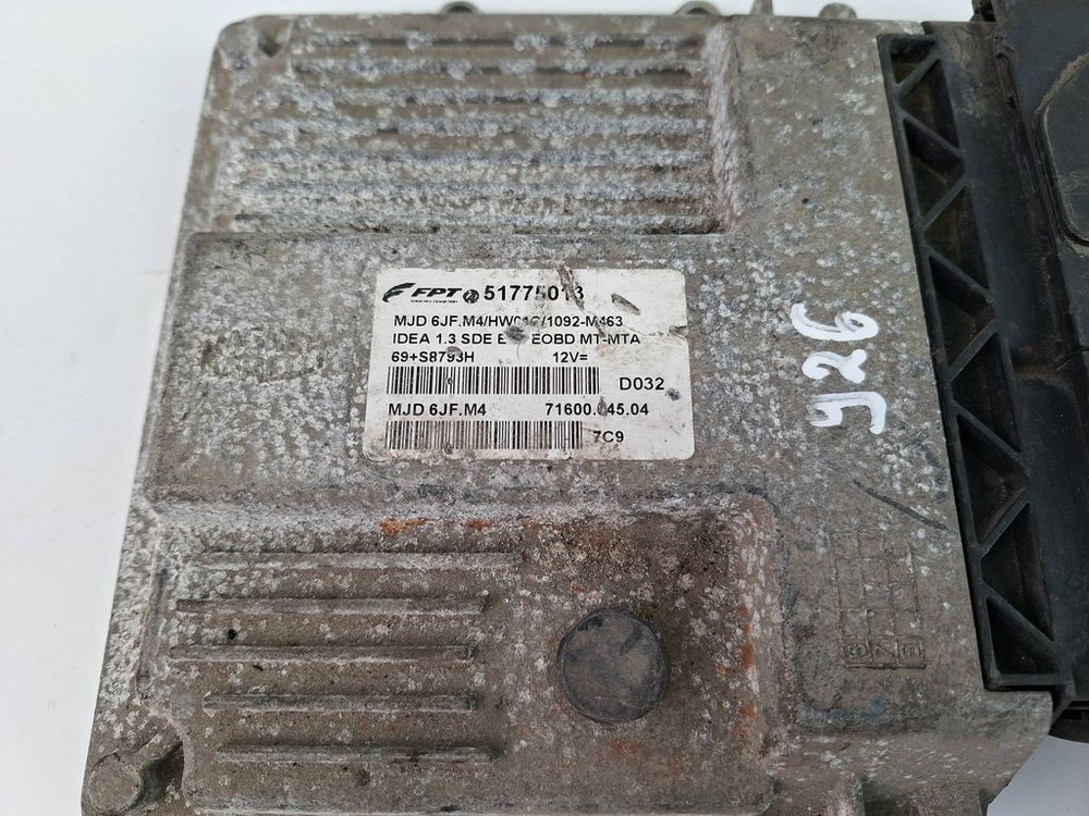 Fiat Idea 2005 Engine Control Module 51775013 BVV2634 kW