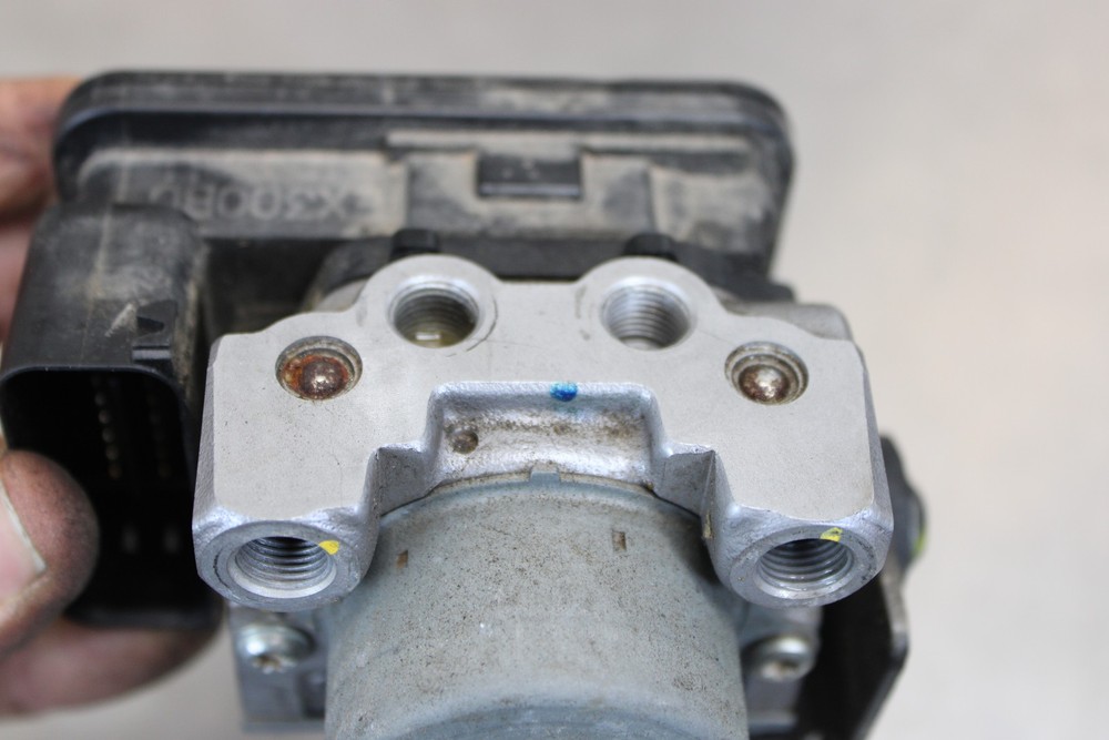 13-17 KAWASAKI NINJA 300 ABS PUMP UNIT MODULE