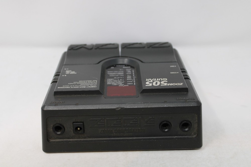 Zoom 505 Guitar Compact Multi-Effects Processor Uniy Only