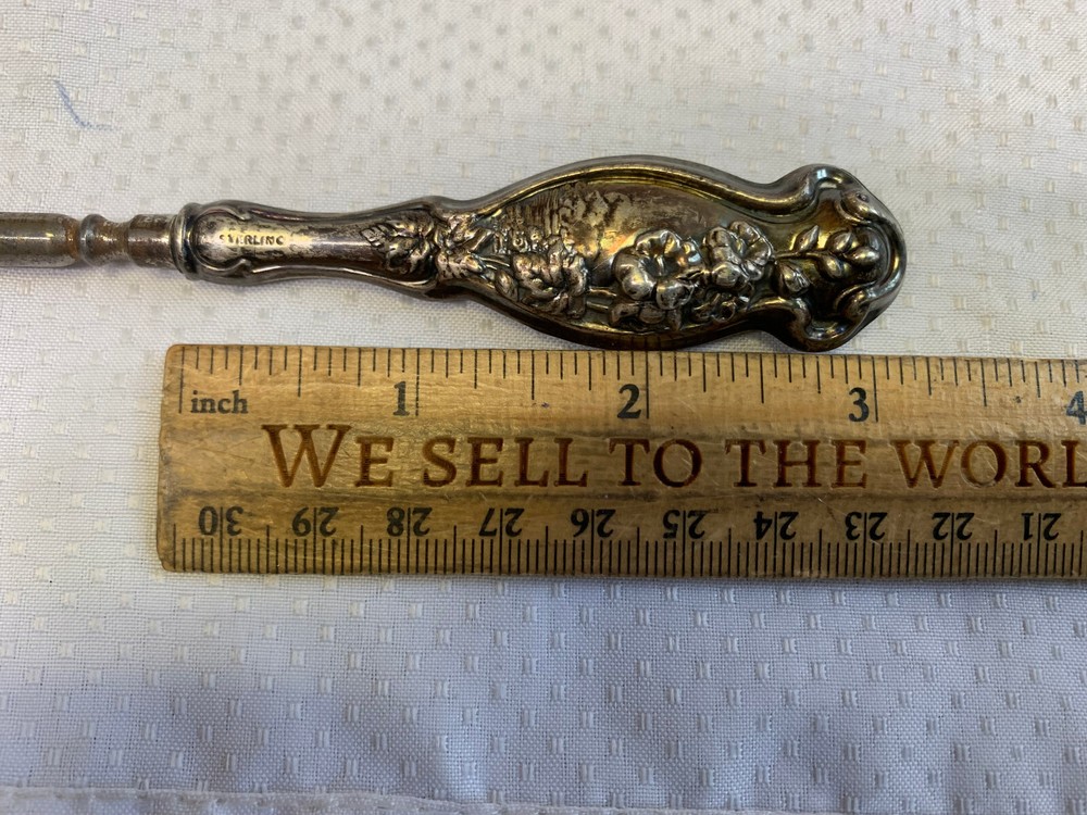 Vintage Sterling Silver Handled Button Hook Lace Puller Floral Repousse Design