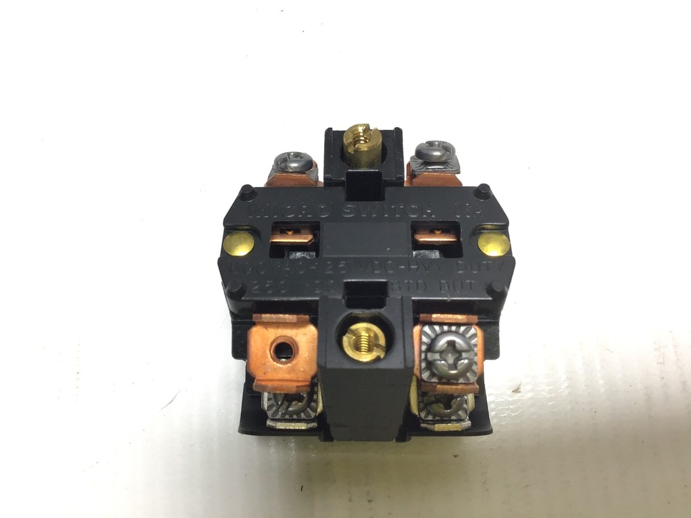 Senasys 910PDD511 Operator Indicator Selector Switch 120VAC 50/60Hz