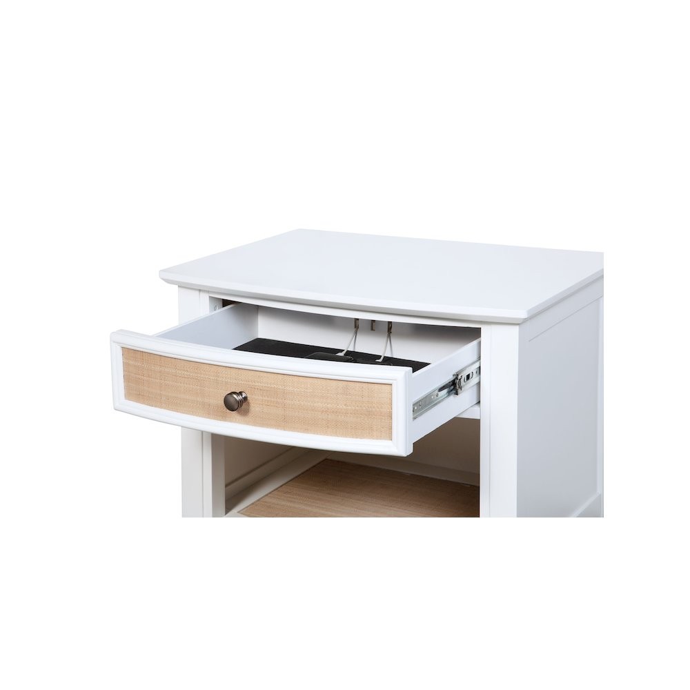Bexhill 4-piece Eastern King Bedroom Set White