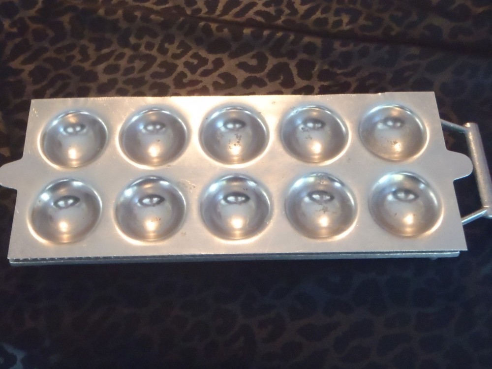 BERARDUCCI 501 RF-Ravioli Form ~ 2 Piece
