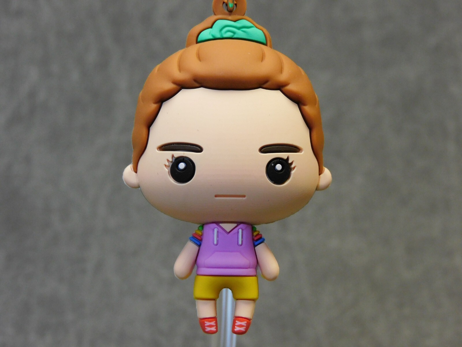 Stranger Things NEW * Max Mayfield Clip * Series 3 Blind Bag Opened Monogram