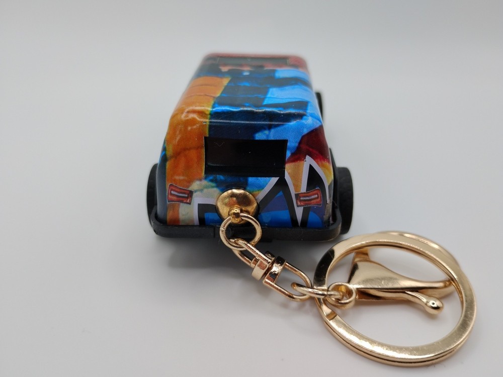SUV Pullback Keychain 3.5"