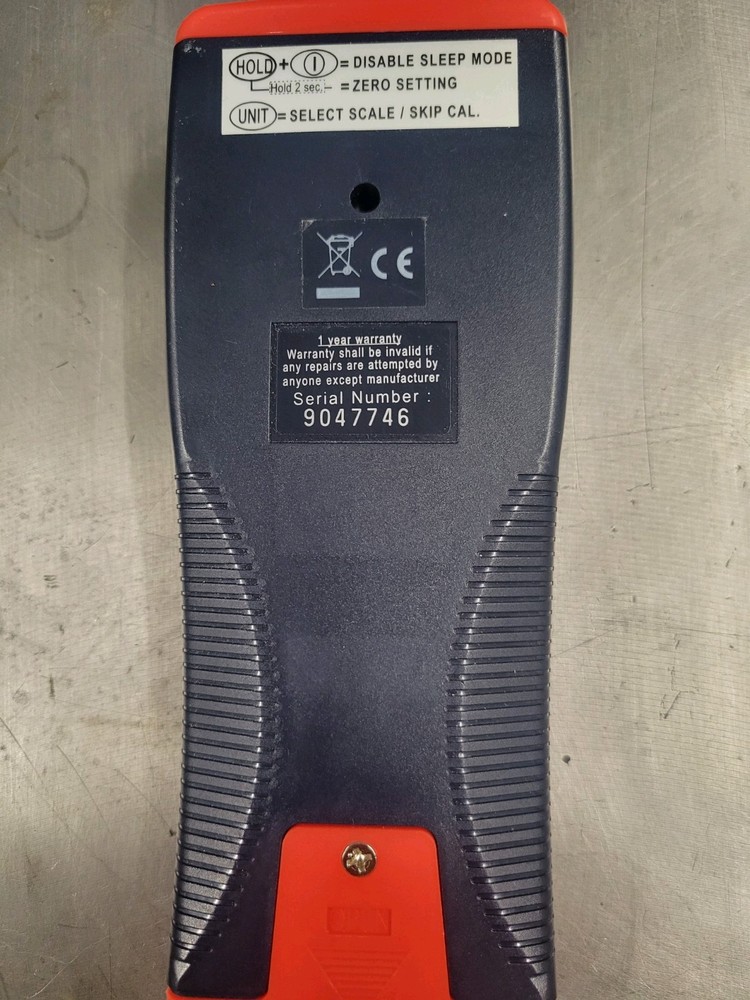 Extech Instruments Differential Pressure Manometer with hard case manual 406800