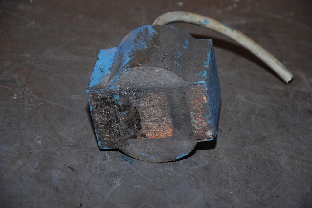 Magnetic vibrator for vibratory table INV=26790