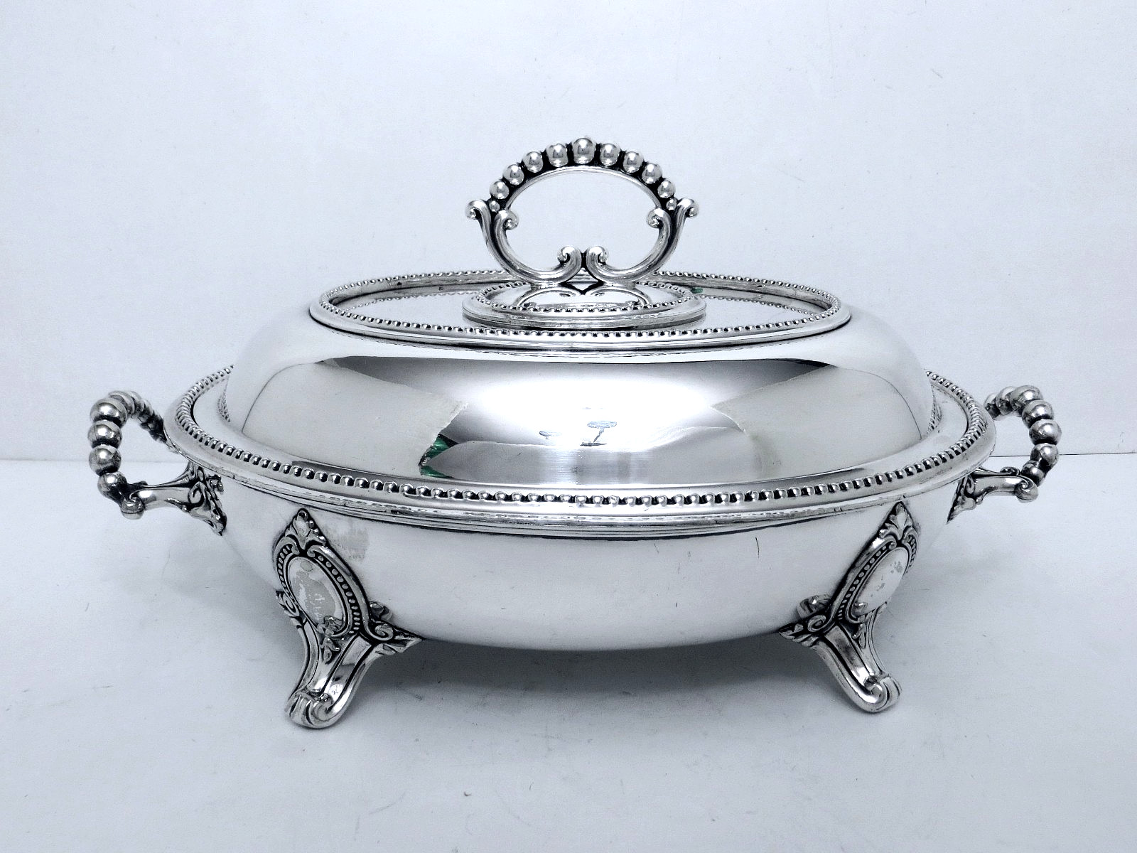 1860 MAPPIN BROTHERS LONDON BRIDGE AESTHETIC PEARLED WARMING SERVING DISH 14"