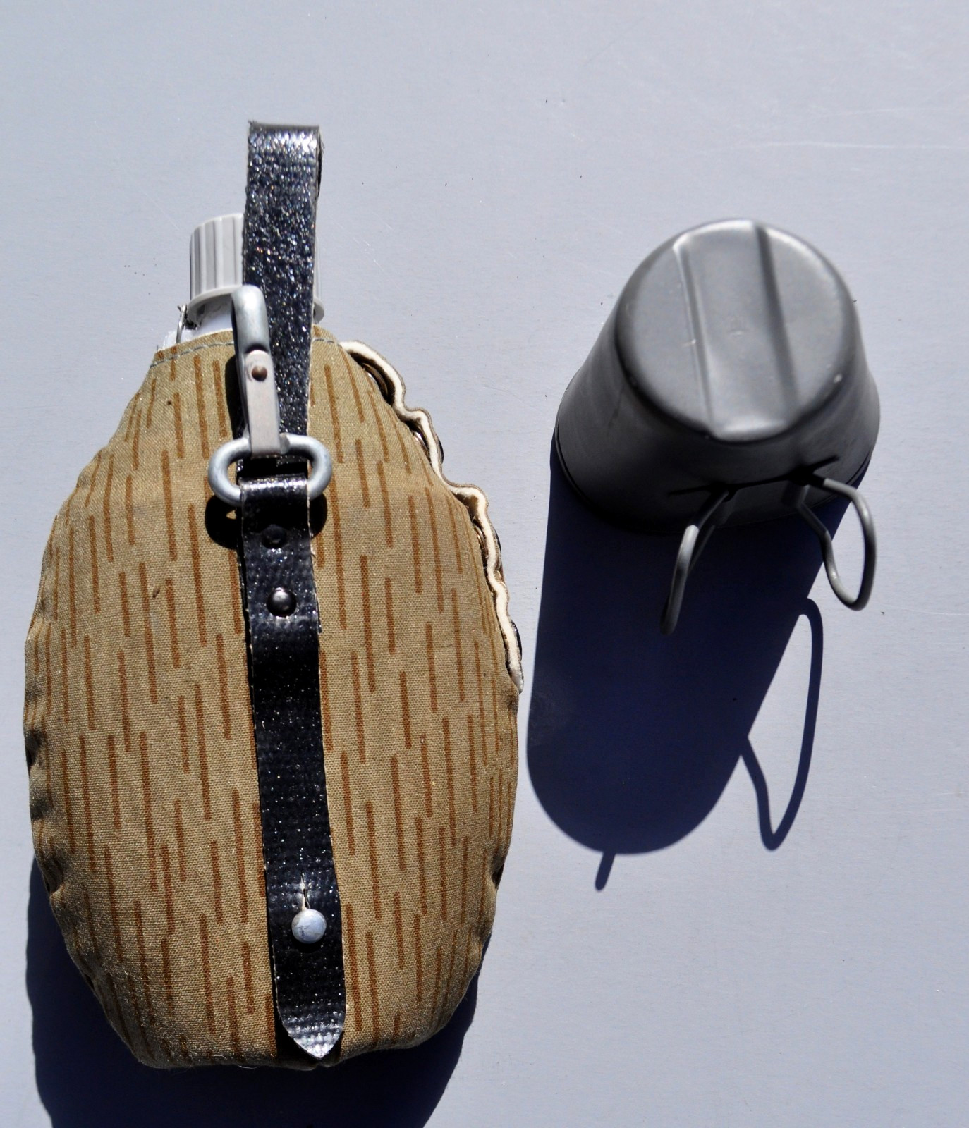 East German Army Cold War Canteen Rain Pattern Camo Cover And Cup Set Free Ship