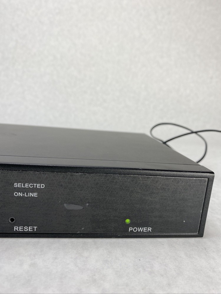 D-Link KVM-450 16 Port KVM Switch PS/2 Stackable NOS