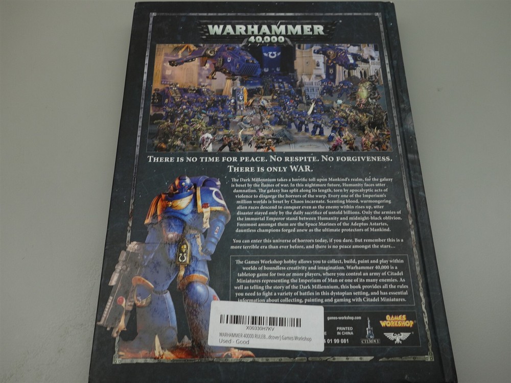 Warhammer 40K: Core Rulebook 8th Edition (hardcover)